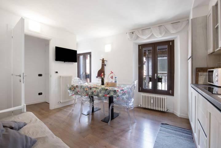 Le Coccinelle Home Mandello del Lario Buitenkant foto
