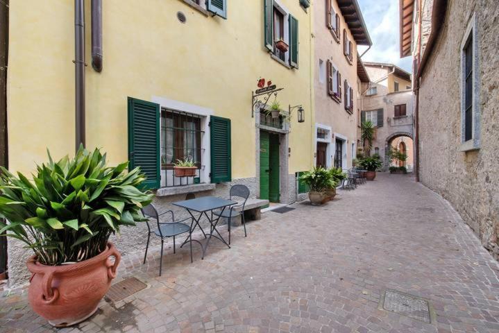 Le Coccinelle Home Mandello del Lario Buitenkant foto