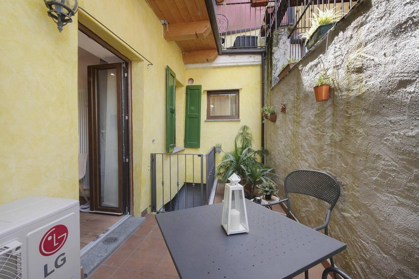 Le Coccinelle Home Mandello del Lario Buitenkant foto
